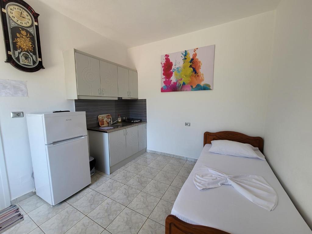 Spahiu Guesthouse - Image 6