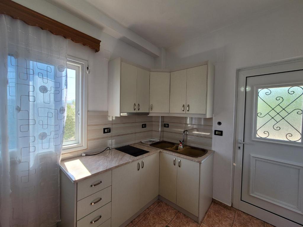 Spahiu Guesthouse - Image 3
