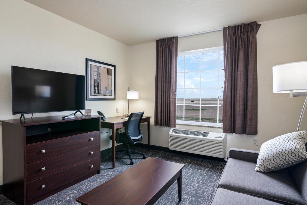 Cobblestone Inn & Suites - Yuma - Четырехместный номер