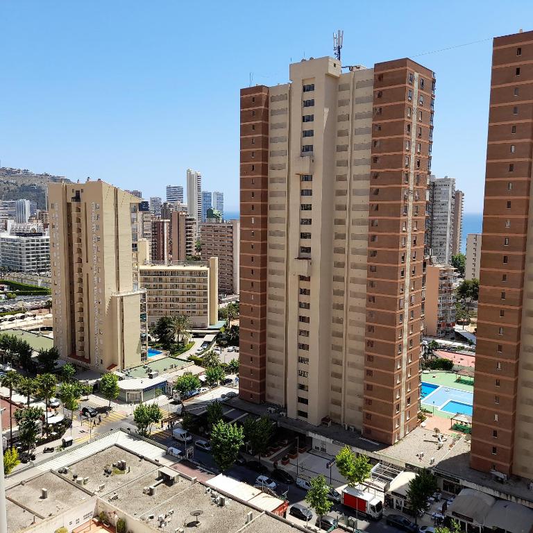 Fotografie z fotogalerie ubytování Apartment Glamour Alhambra Rincon de Loix Benidorm-sea view-free parking, Wi-Fi, pool, new air conditioning v destinaci Benidorm