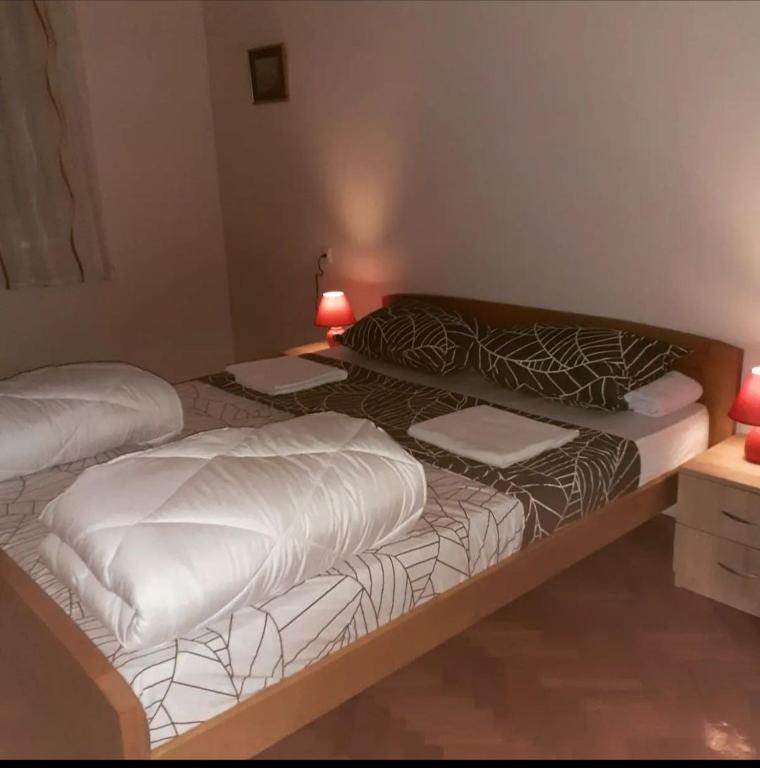 Кровать или кровати в номере Smeštaj Stara planina