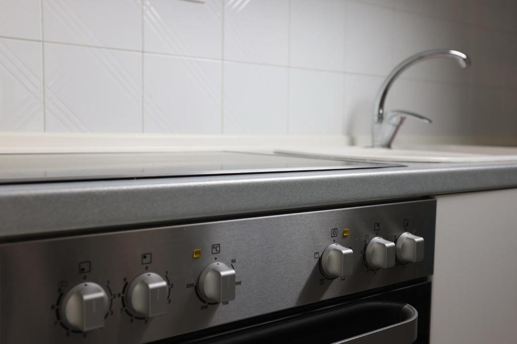 Kuchyň nebo kuchyňský kout v ubytování Holiday Apartment Siviri