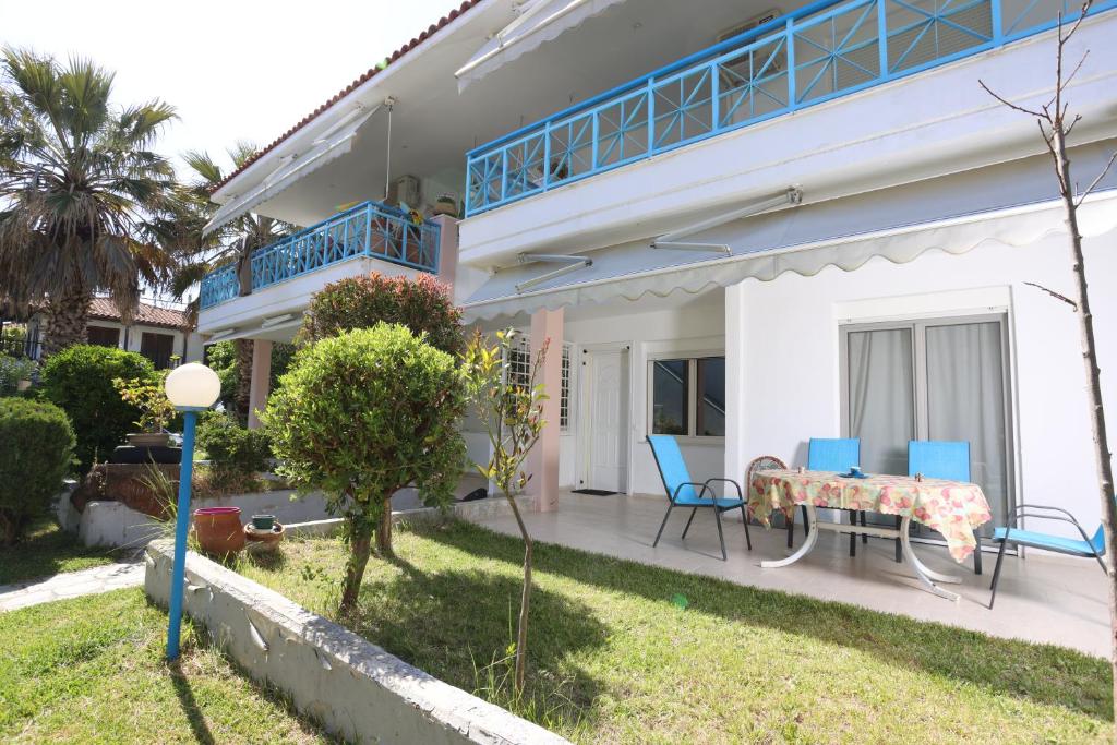 Zahrada ubytování Holiday Apartment Siviri