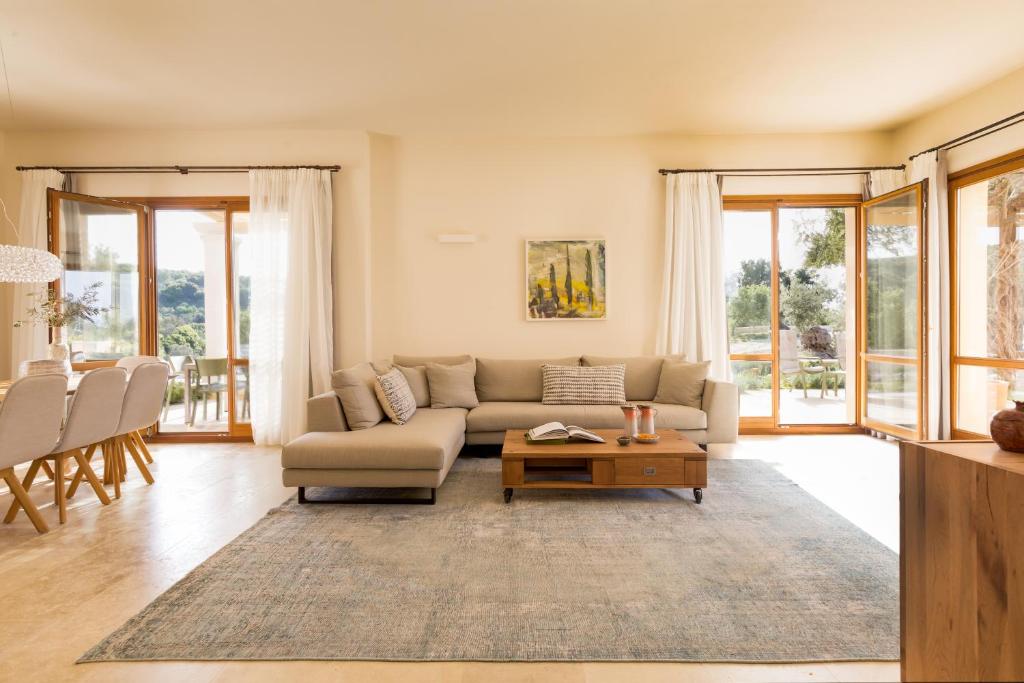Posezení v ubytování Kapsaliana Village Hotel