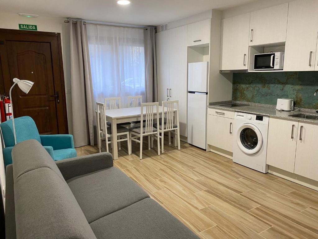 Fotografie z fotogalerie ubytování Apartamentos Torreones de Cartes v destinaci Cartes