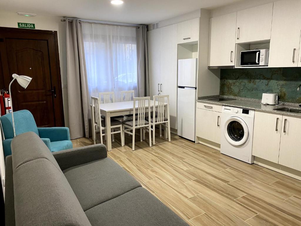 Fotografie z fotogalerie ubytování Apartamentos Torreones de Cartes v destinaci Cartes