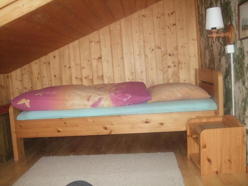 Łóżko lub łóżka w pokoju w obiekcie Apartment Nadeschda