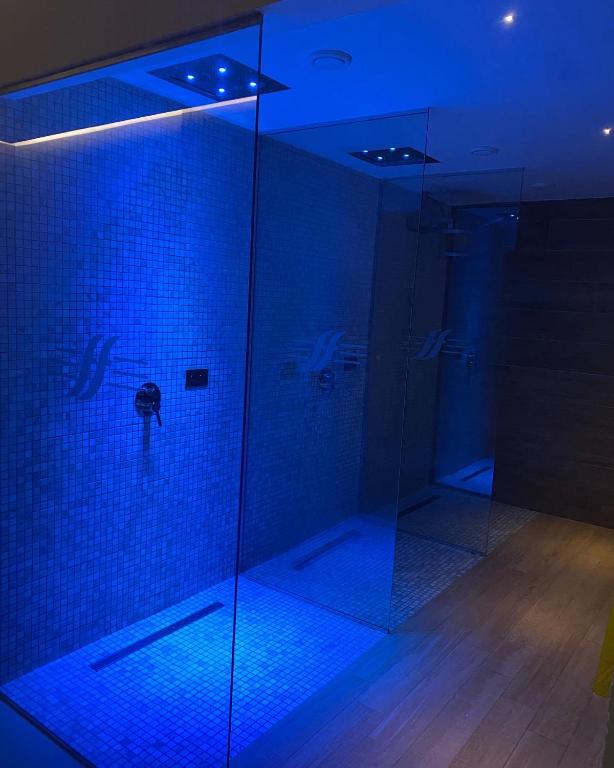Luxury home - Image 12