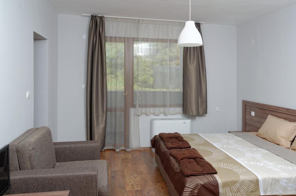 Alpine Garden Hotel (Trayanovi Dvori) photo
