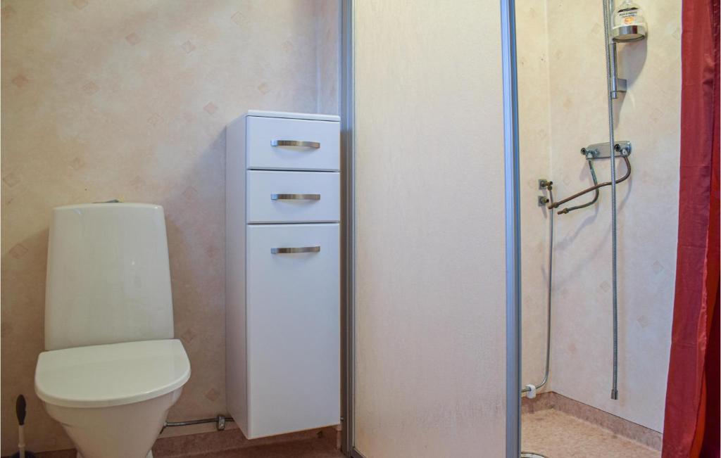 Koupelna v ubytování 4 Bedroom Gorgeous Home In Borgholm