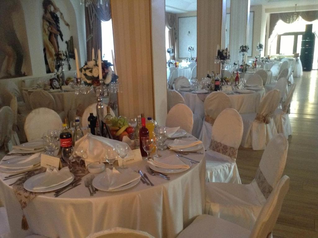 Restaurace v ubytování Hotel Royal