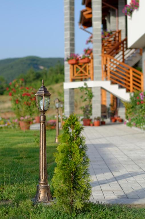 Alpine Garden Hotel (Trayanovi Dvori) photo