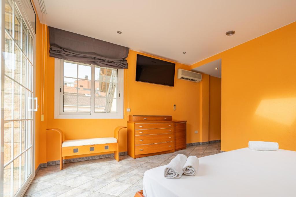 HomeHolidaysRentals Romeo - Costa Brava, Blanes – Updated ...