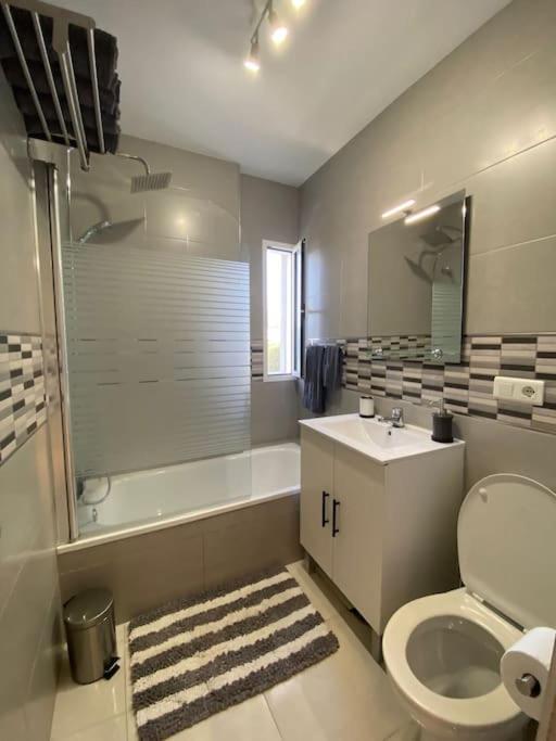 Koupelna v ubytování Apartamento Agata 208 Benalmádena 2 hermosas terrazas
