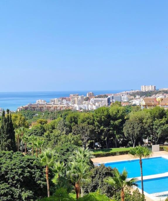Bazén v ubytování Apartamento Agata 208 Benalmádena 2 hermosas terrazas nebo v jeho okolí
