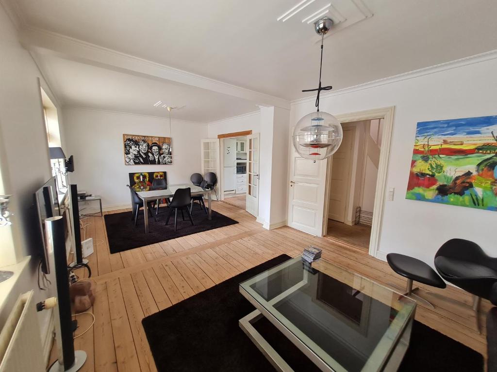 Gallery image of (014) Frodesgade 129 in Esbjerg