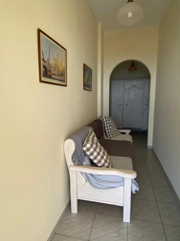 Posedenie v ubytovaní Studio Fofo Villa Marifay