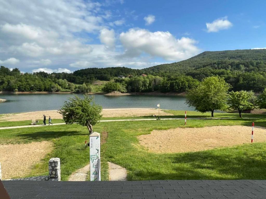 Apartmani Plaža - One-Bedroom Apartment