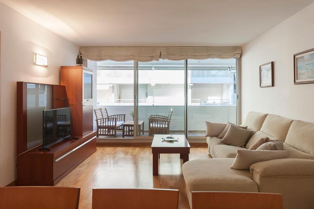 Posedenie v ubytovaní Lets Holidays EXCELLENT APARTMENT NEXT BEACH 7