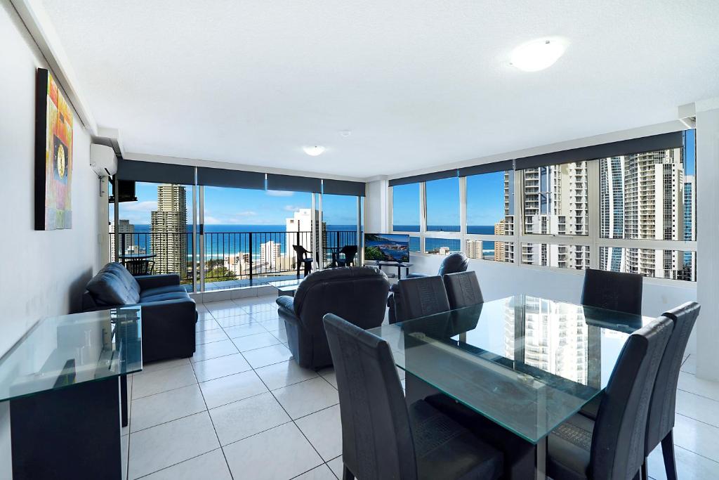 Gallery image of Condor Ocean View Apartments Surfers Paradise in Gold Coast