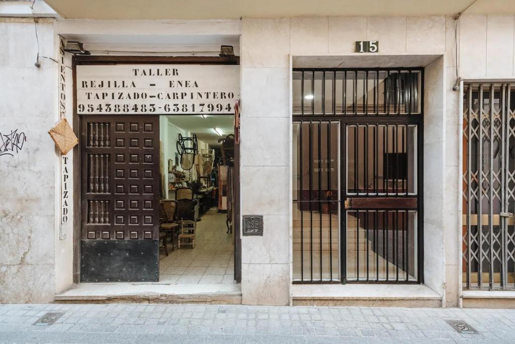 Luz de Sevilla Free parking - 8