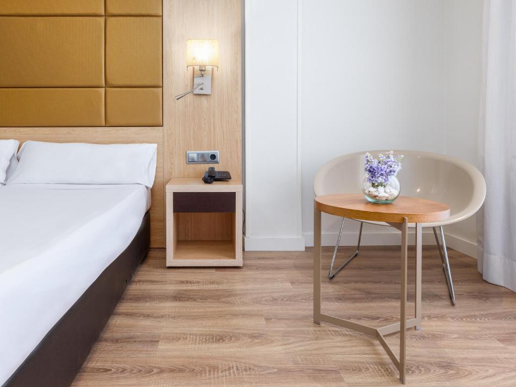 Hotel Virgen de los Reyes, Sevilla – Bijgewerkte prijzen 2023