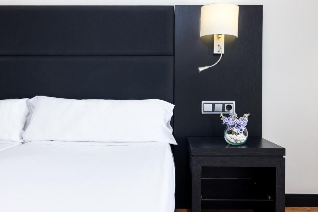 Virgen de los Reyes - Resim 44