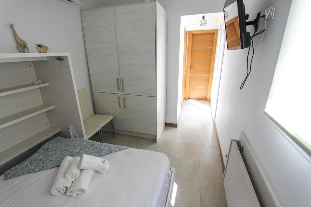 Estudios Nazari, Torrox – Updated 2022 Prices