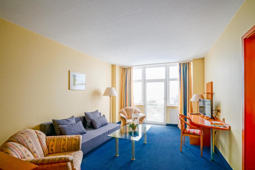Arkona Strandhotel - Suite With Sea View
