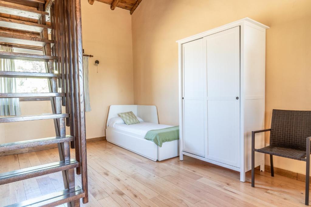 Posedenie v ubytovaní Eco-Lodge en la Reserva Privada Campanarios de Azaba - Proyecto de Conservación