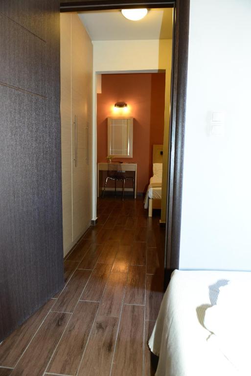 Ionion Hotel - Habitación Cuádruple