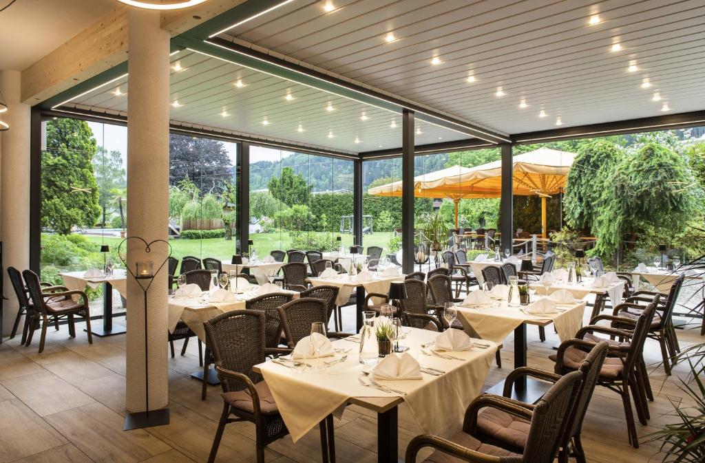 Restaurace v ubytování Familiengut Hotel Burgstaller