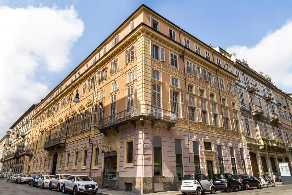 The building in which Az apartmant is located