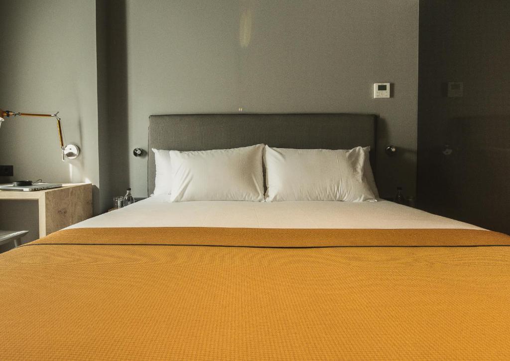 Yurbban Trafalgar Hotel - 5