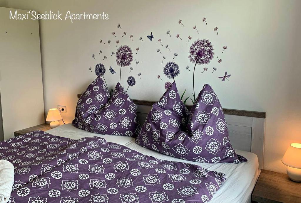 Postel nebo postele na pokoji v ubytování Maxi'Seeblick Apartments
