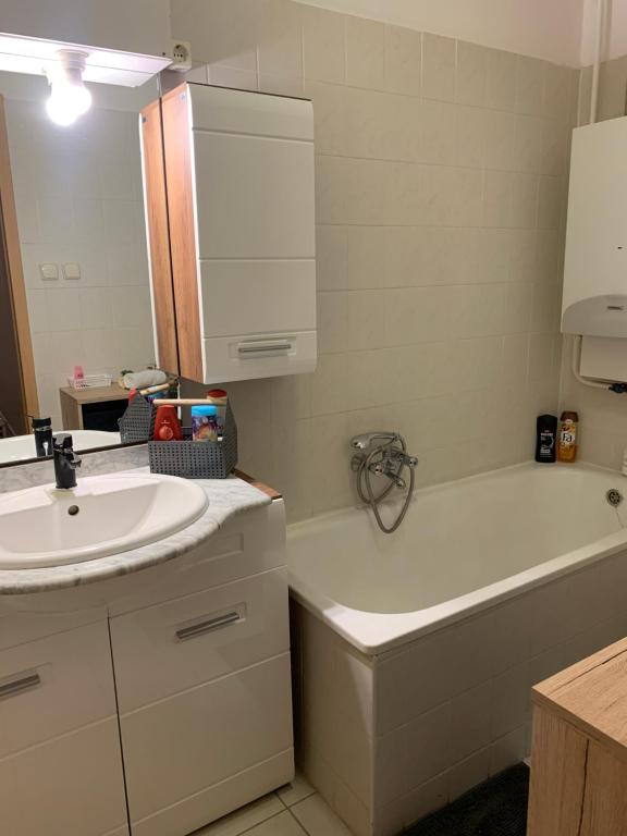 Kúpeľňa v ubytovaní Furó-Lak 1 Apartman Hajdúszoboszló