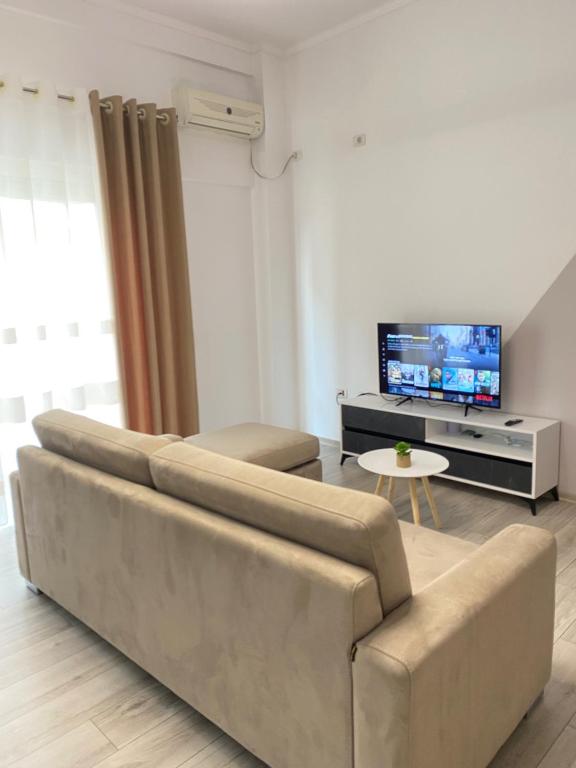 Newly renovated ONE bedroom apartment in Tirana - Image 5