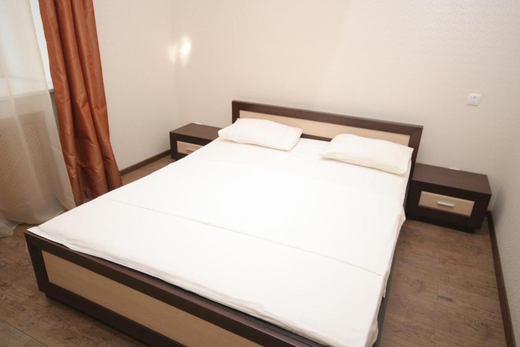 Real Home Apartments in Kiev Center - Superior One-Bedroom Apartment - Sofiivska Street 4