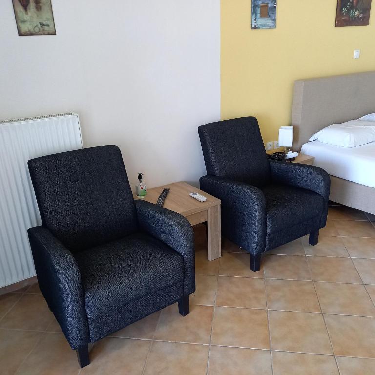 A seating area at Rooms Kavala