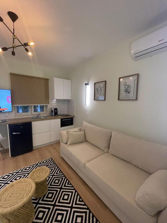 4SeasonsGea , Cozy Studio In Central Position , Tirana - Image 3