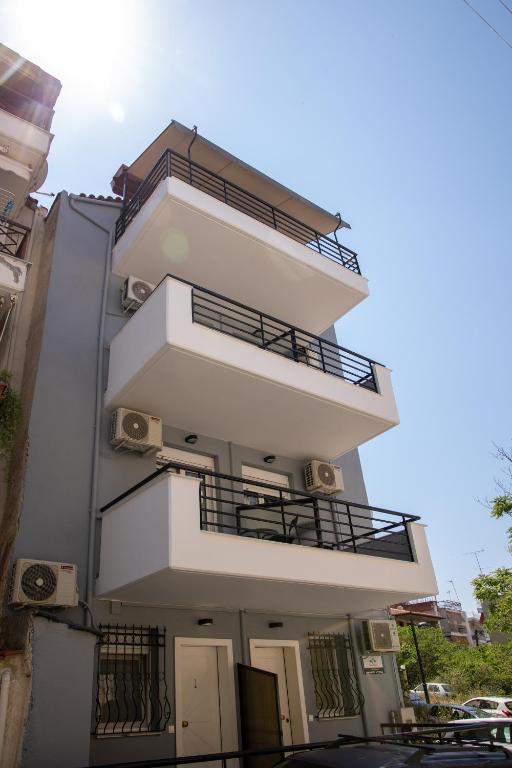 Seven Heaven Premium Suites - 2