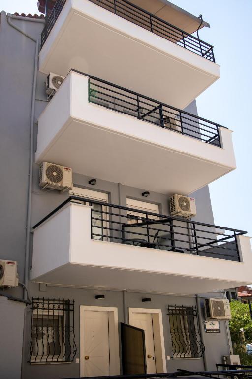 Seven Heaven Premium Suites - 5