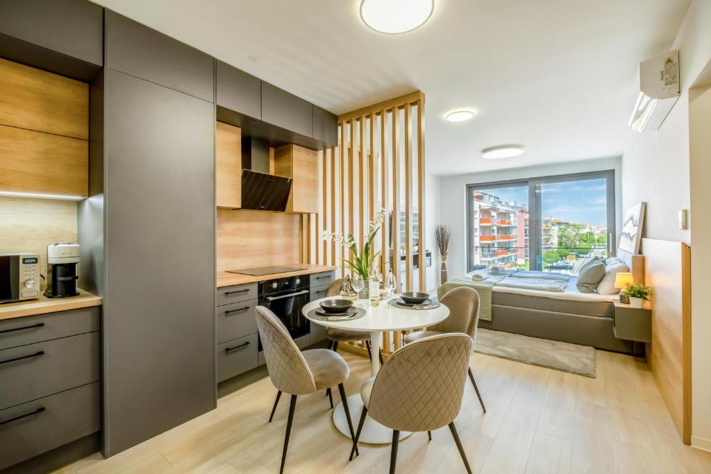 MF Coral Premium Suite 8600 Siófok, Beszédes József sétány 71/A. kép - 1