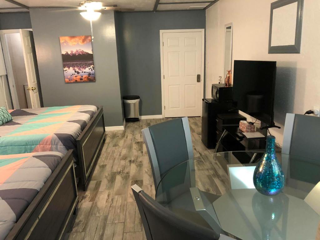 Deluxe studio & Pet friendly, Kissimmee (updated prices 2024)