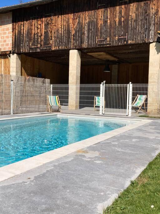Afbeelding uit fotogalerij van Les Séchoirs piscine et spa privatifs in Saint-Romans