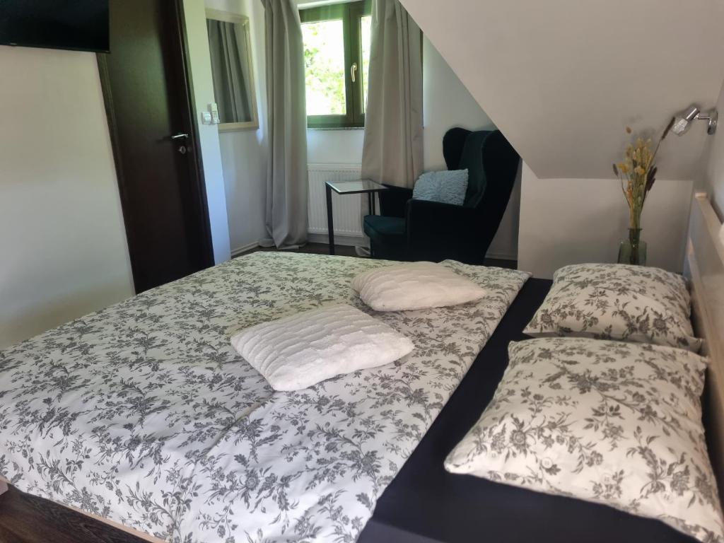 4 Seasons Guest House - 9