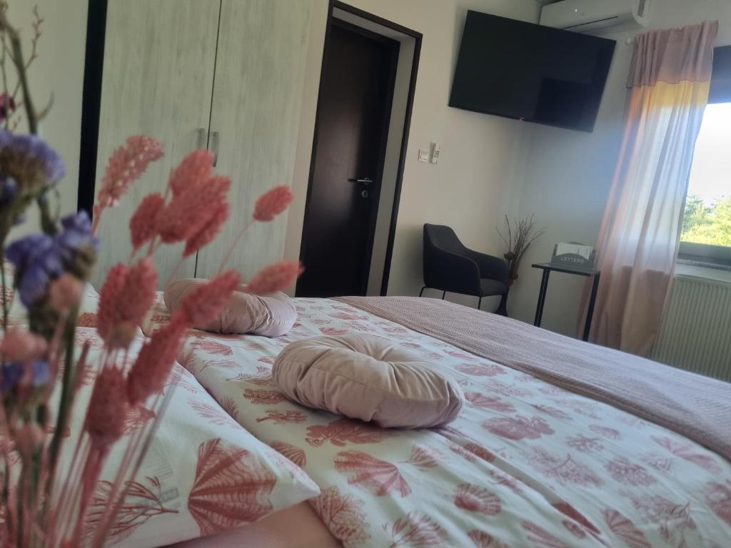 4 Seasons Guest House - 5