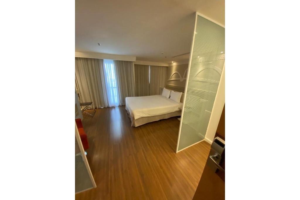 Flat encantador no 7º com vista pra torre de TV - Housity