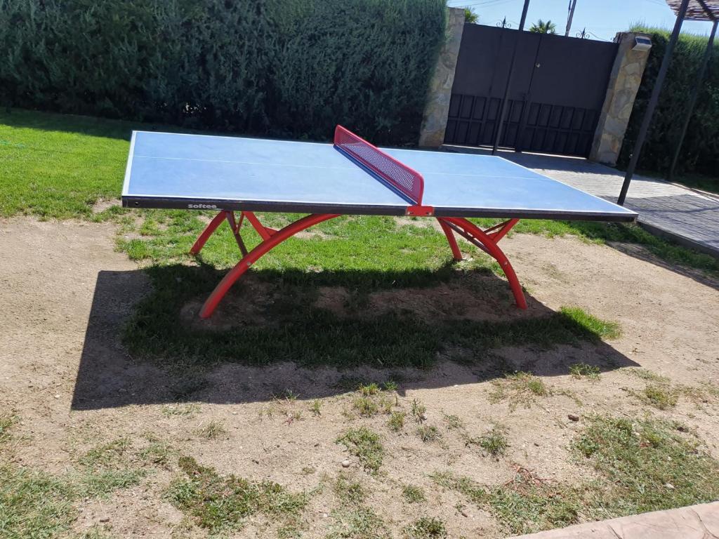Stolní tenis v ubytování La Mayor del Viso nebo okolí