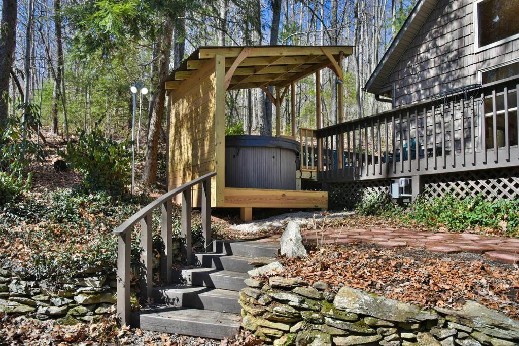 The Camby Cabin just 12 miles to downtown Asheville - Huis Met Zes Slaapkamers